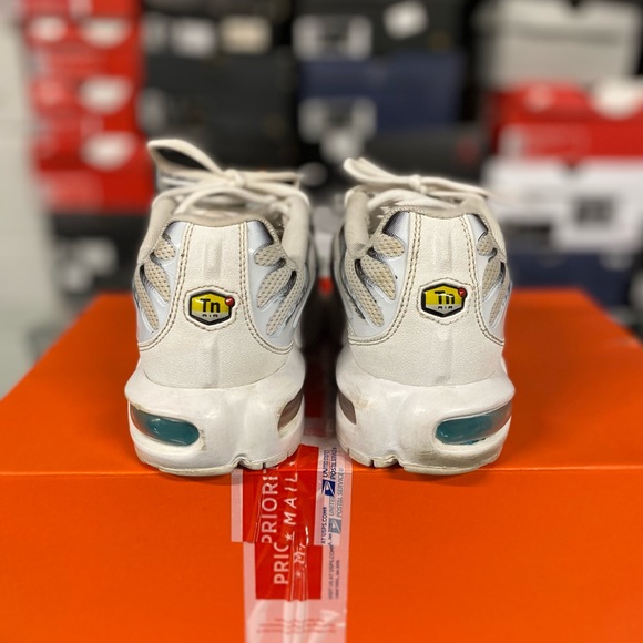 Nike Air Max sz-6Y - Picture 3 of 6